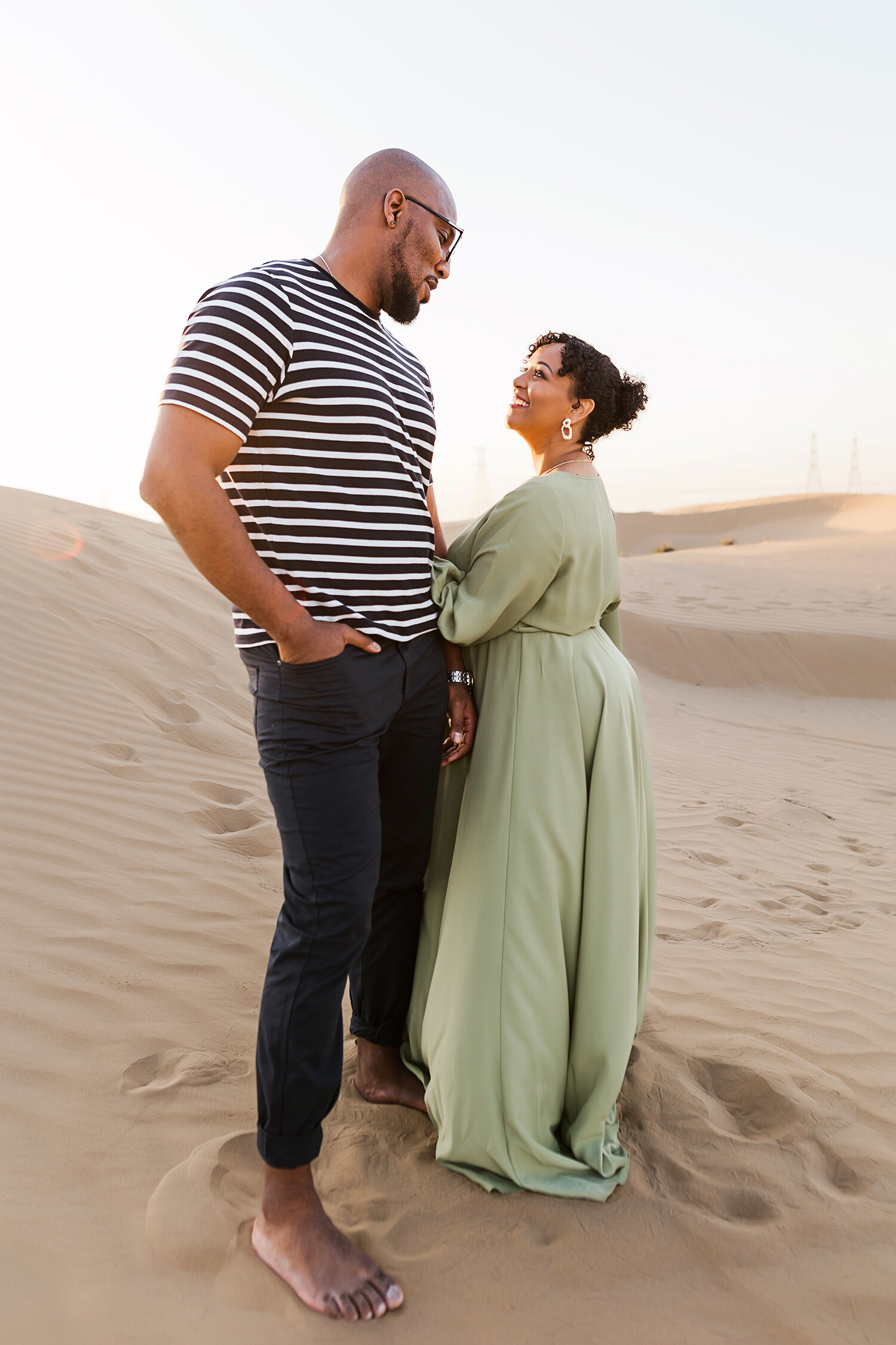 Amna Maternity Photoshoot At Dubai Al Qudra Lakes And Desert 